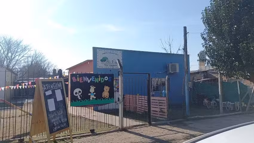 Centro cultural y jardin Poyi Cárdenas