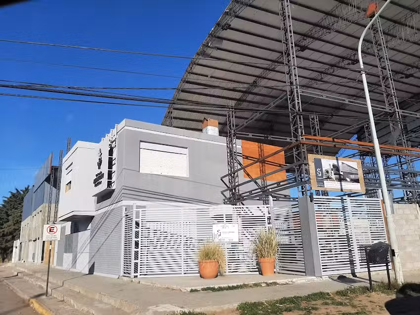 Colegio Amancay Plottier