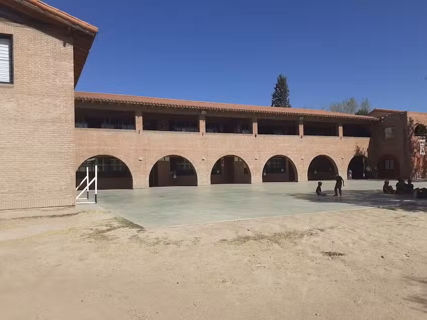 Colegio Bilingüe Los Olivos