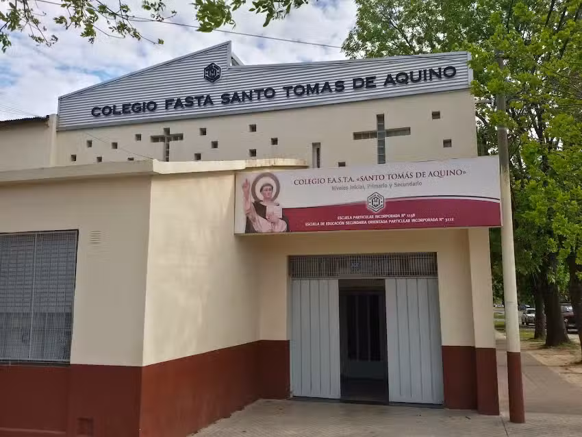 Colegio Fasta Santo Tomás de Aquino