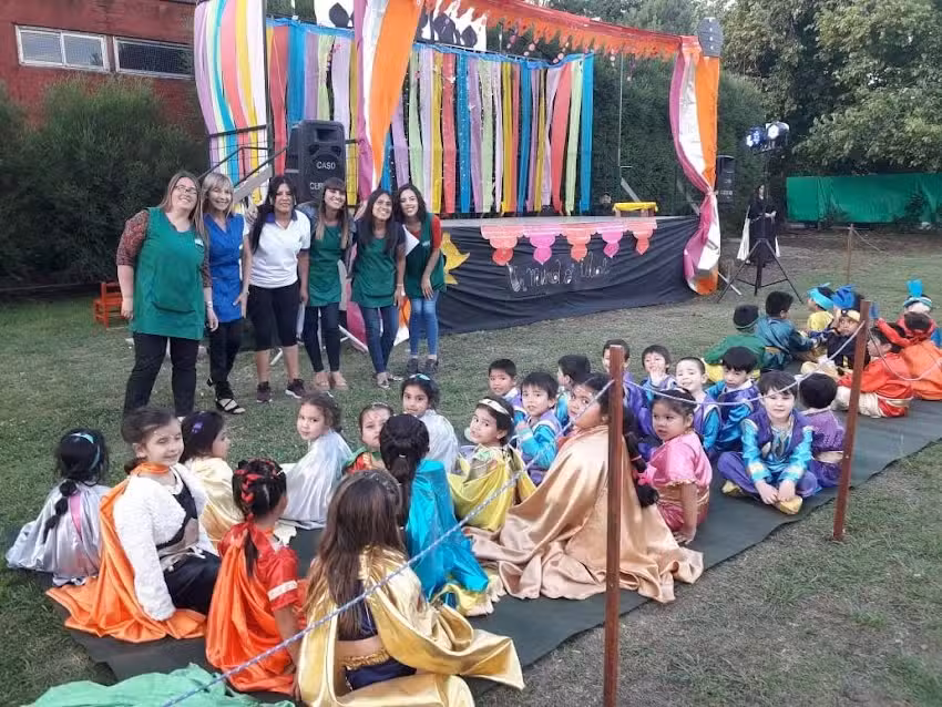 Colegio Historias de Viajeros