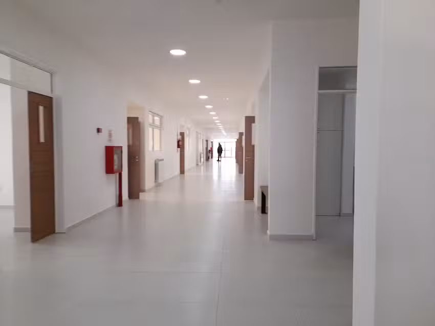 Colegio Industrial N6 X Brigada Aérea