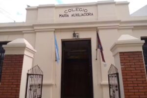 Colegio Maria Auxiliadora Instituto Laura Vicuña