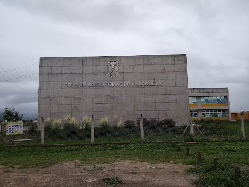 Colegio Niño Jesús de Praga