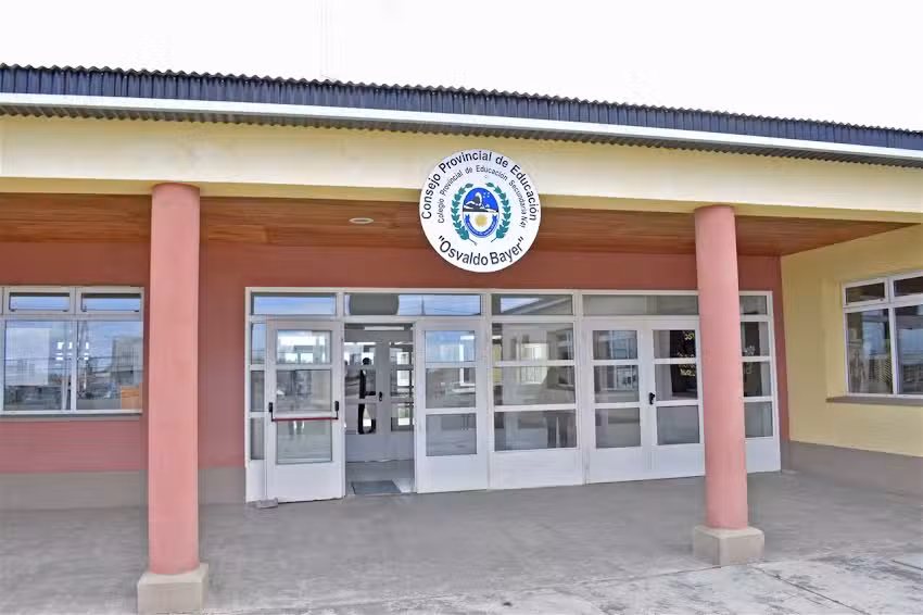 Colegio Provincial de Educación Secundaria N41 Osvaldo Bayer