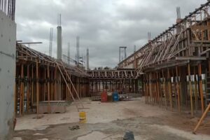 Colegio Sagrada Familia en obra