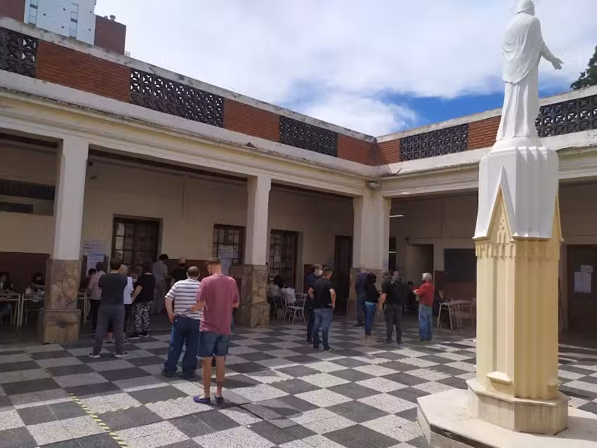 Colegio San José Adoratrices