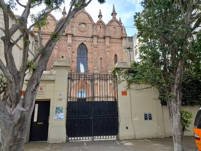 Colegio San José Martínez