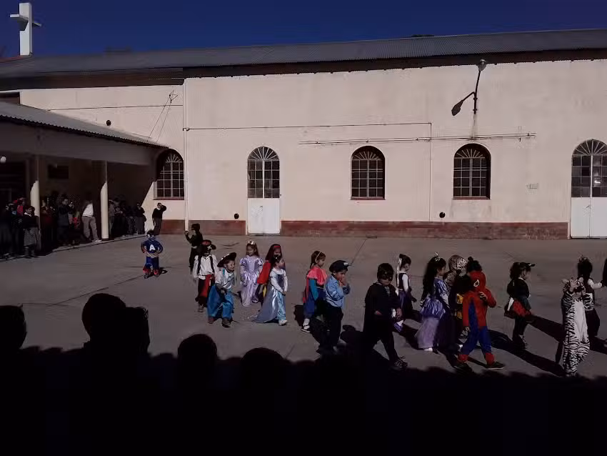 Colegio Sotero Simon Arizu