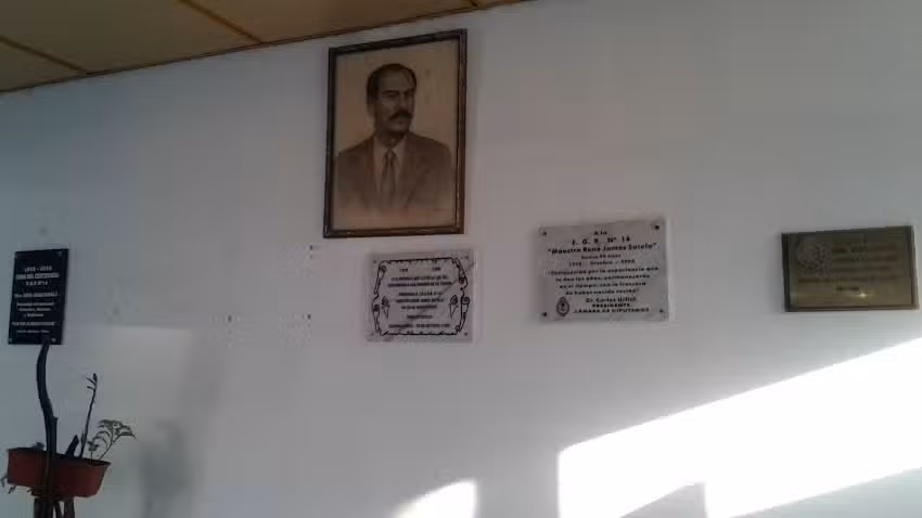 Eep N 14 Rene James Sotelo