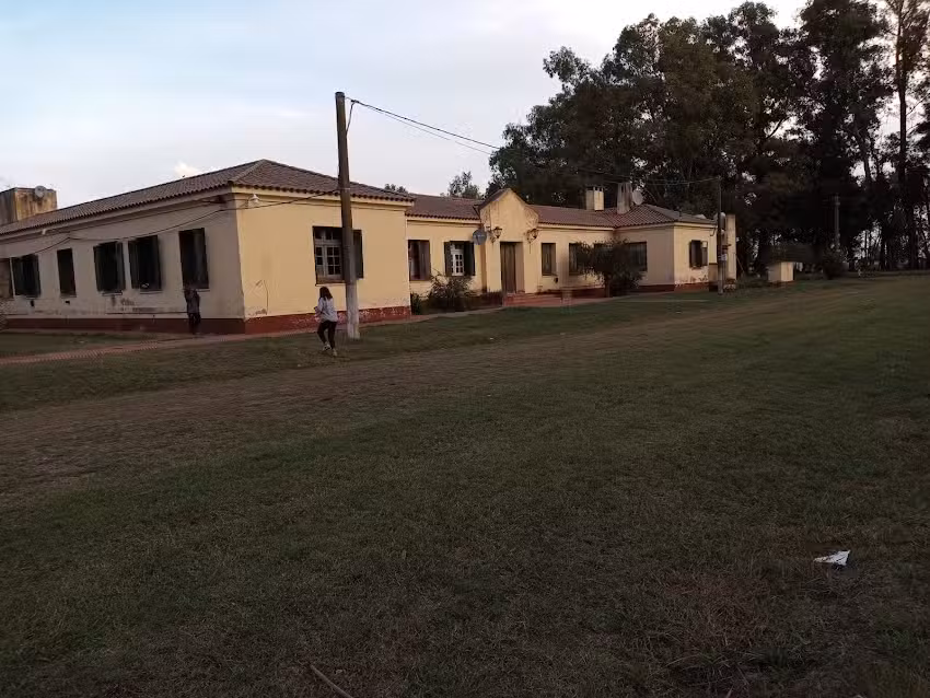 Eesan1 Paraje La Tribu Cuartel Ii