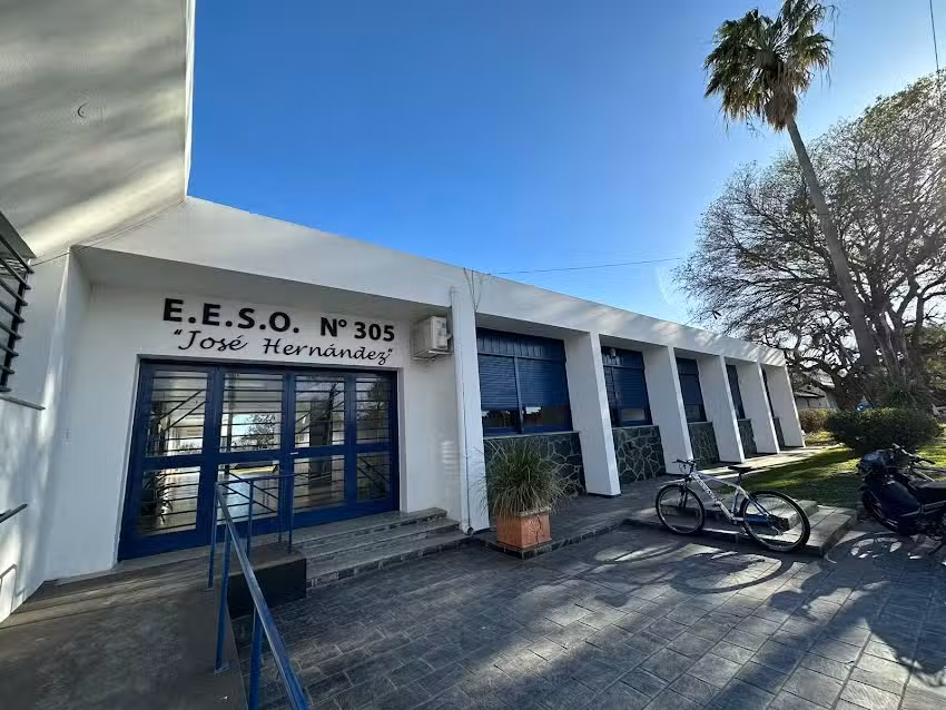 Eeso N 305 José Hernández