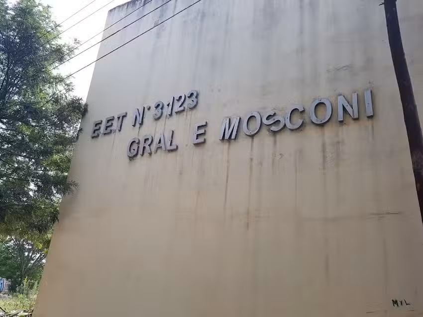 E E T 3123 Gral Enrique Mosconi