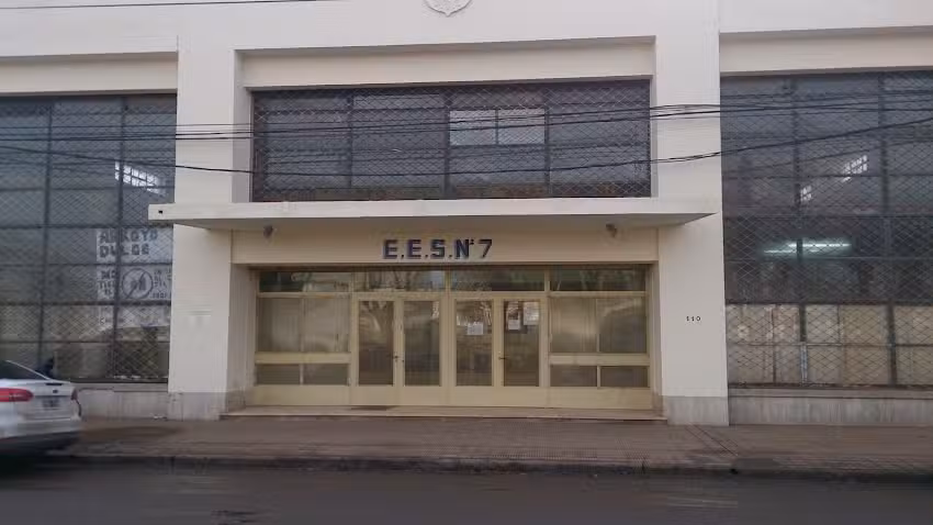Ees N7