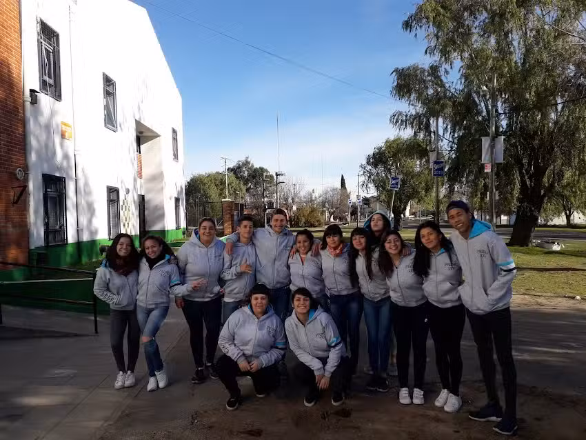 Eesn2 ISFDyT 136 Extensión Punta Lara