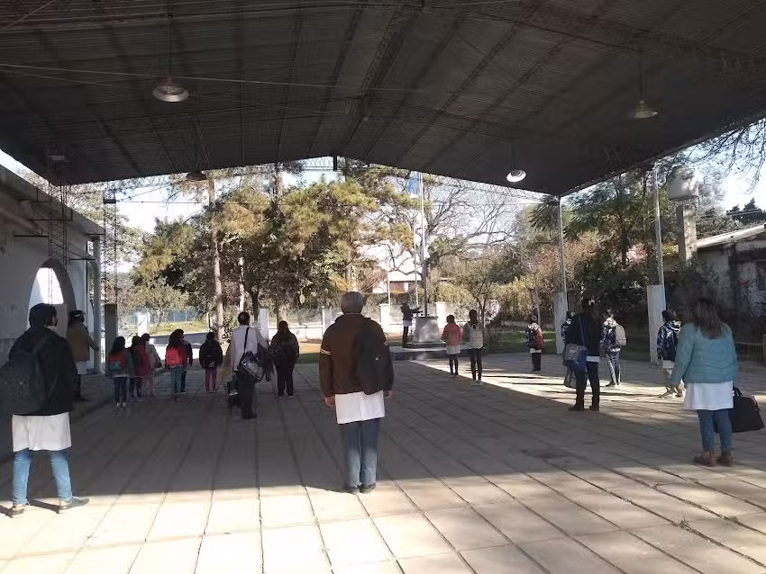 Esc Joaquín Víctor González