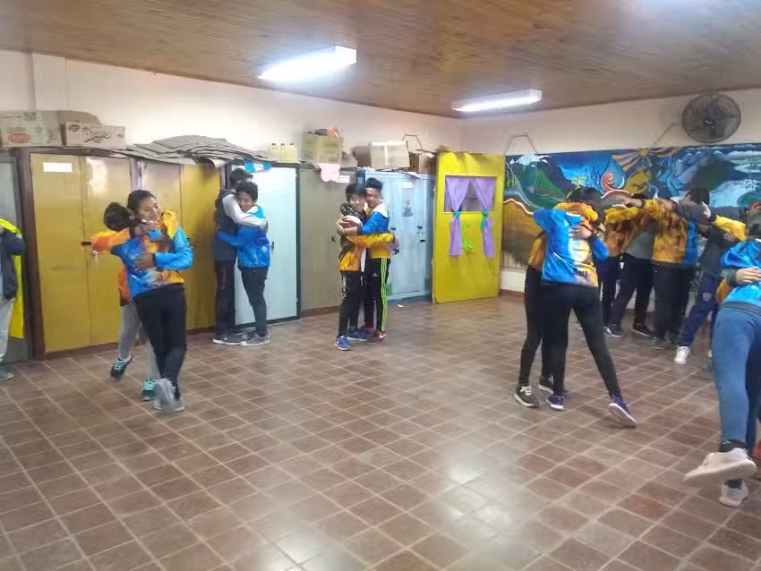 Escuela 1602 Policia de Mendoza y 4240 Silvia Martinez de Ruiz