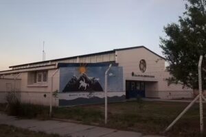 Escuela 4190 Dr James W Cronin