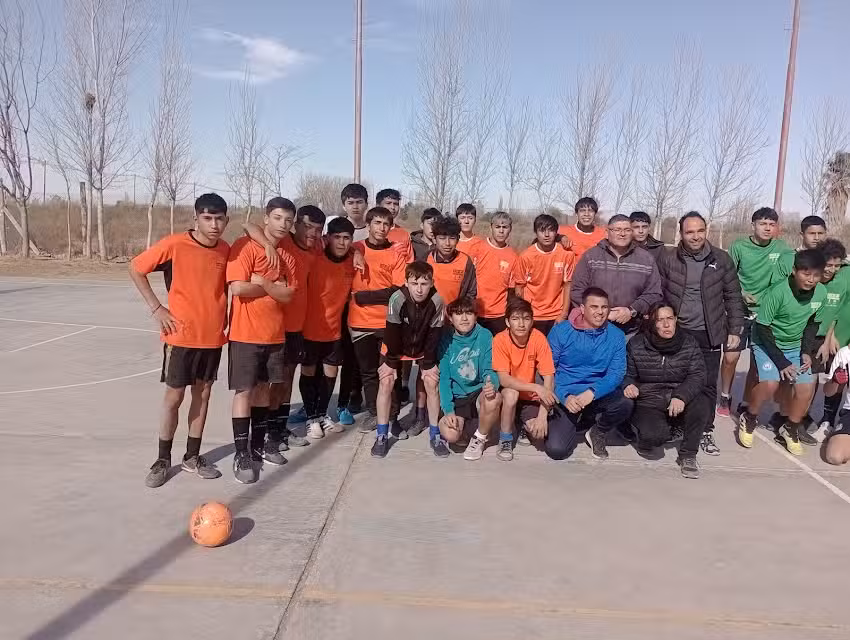 Escuela 4194 Fabián Catroppa Martín