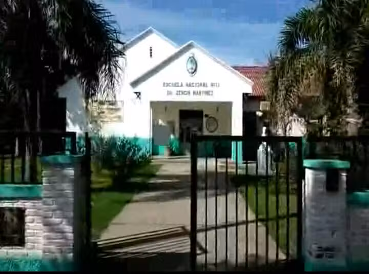 Escuela 6013 DrZenon Martinez