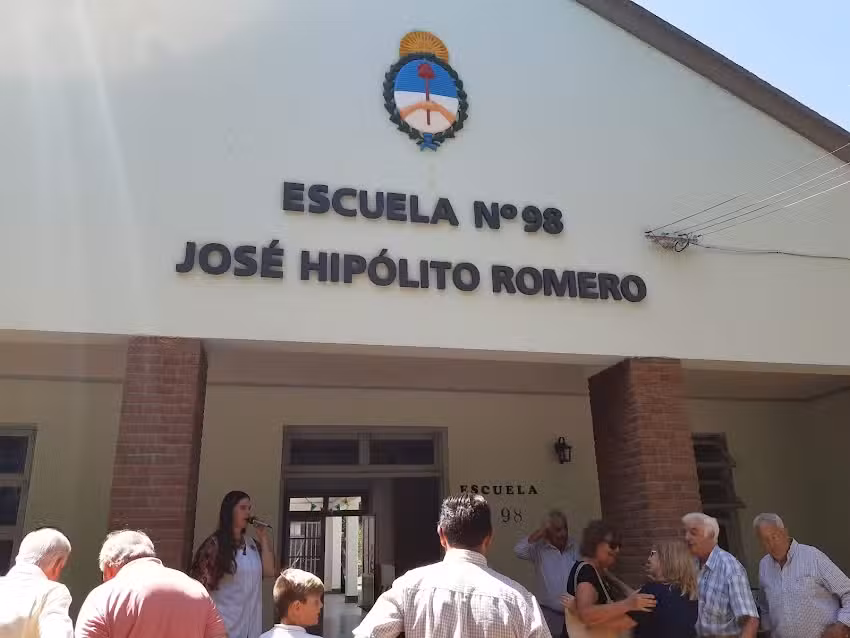 Escuela 98 José Hipólito Romero