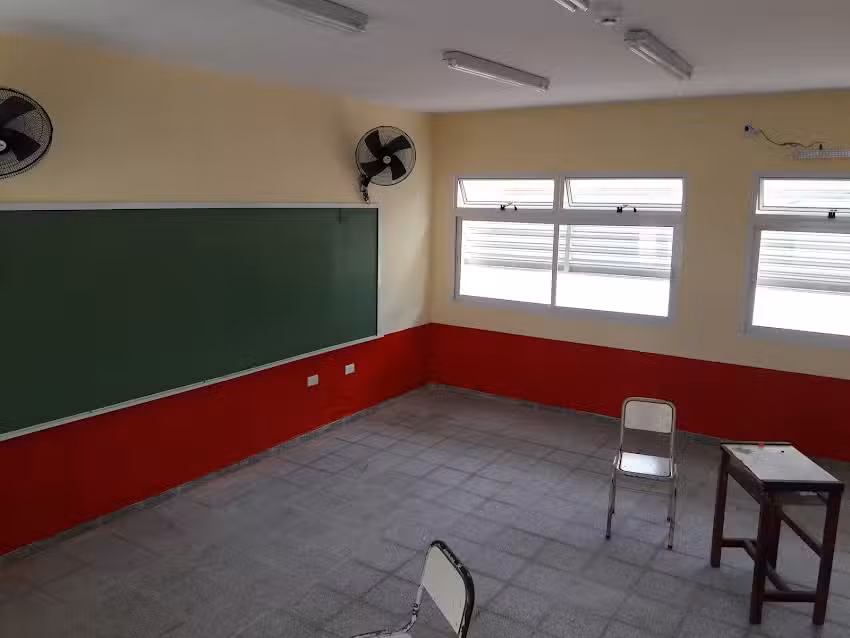 Escuela Agrotecnica En Colonia 3 De Abril