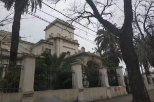 Escuela Aristobulo Del Valle
