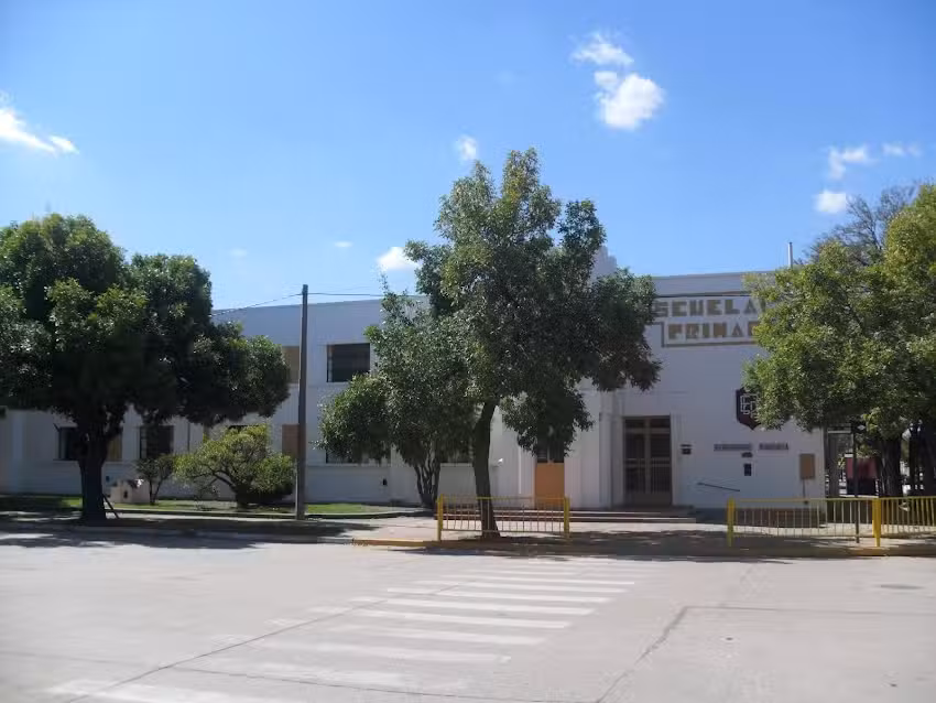 Escuela Bernardino Rivadavia
