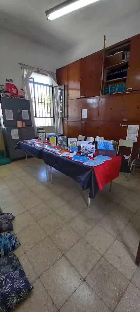 Escuela Bernardino Rivadavia 472