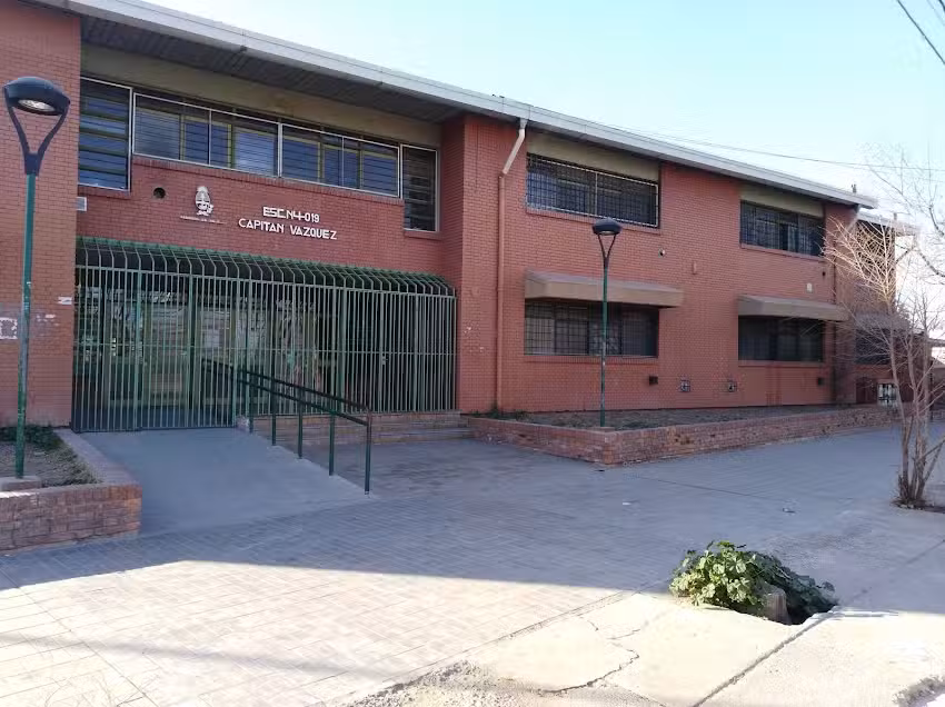 Escuela Capitán José Daniel Vázquez