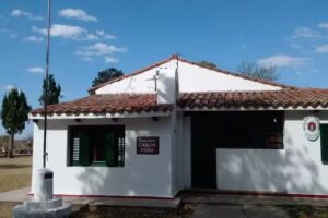 Escuela Carlos Frias