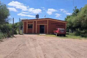 Escuela Carlos Hugo Medina Suárez