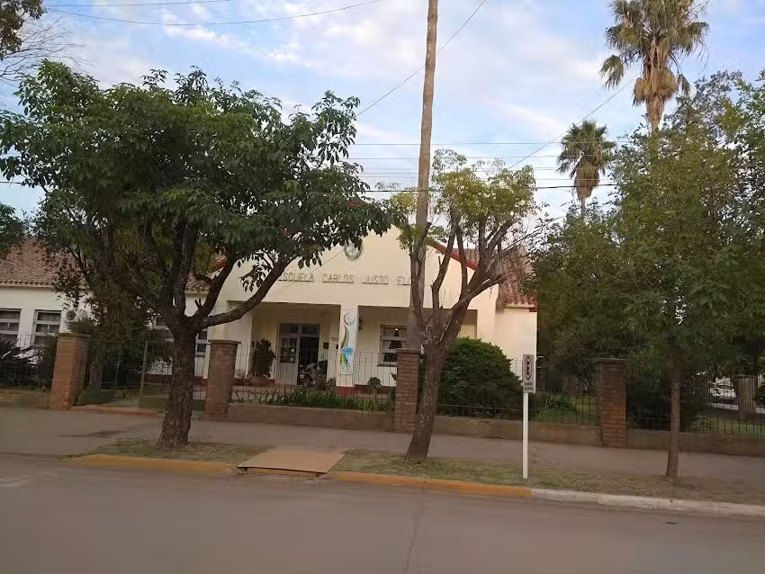 Escuela Carlos Justo Florit