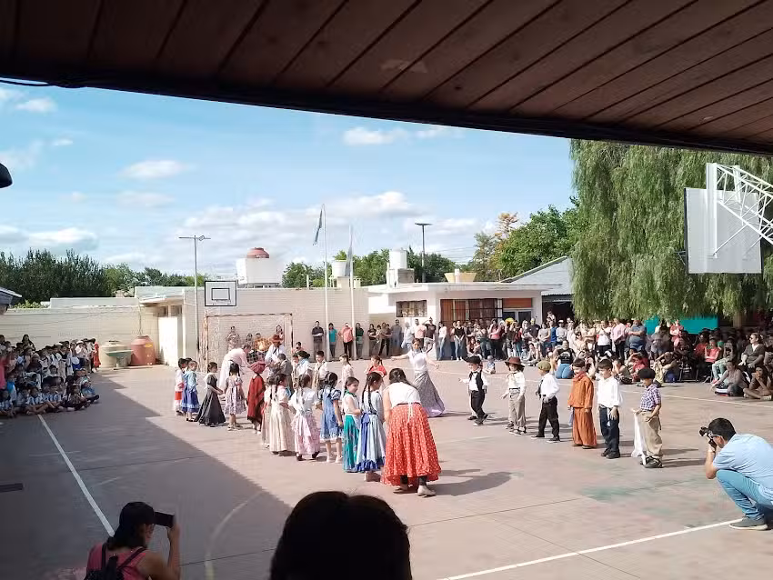 Escuela Constancio Cecilio Vigil