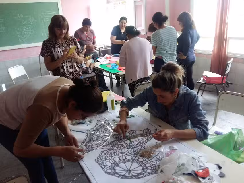 Escuela de Comercio Manie Andole de Estofán