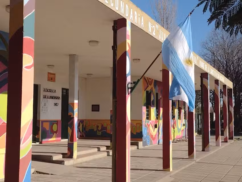 Escuela de E Secundaria Nº 2