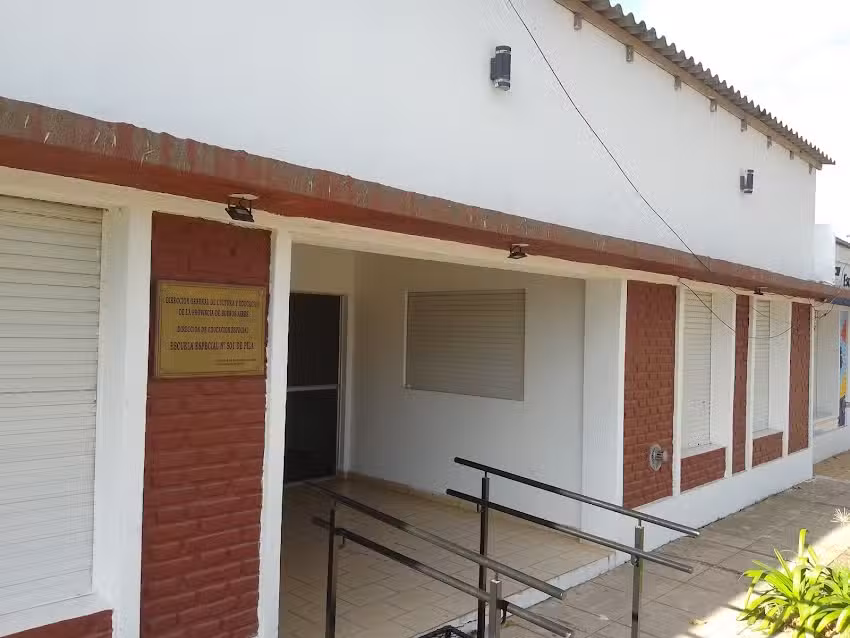 Escuela De Educacion Especial 501 Pila