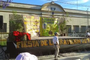 Escuela De Educación Primaria Nº1 Domingo Faustino Sarmiento