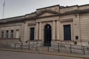 Escuela De Educación Primaria Nº1 Domingo Faustino Sarmiento