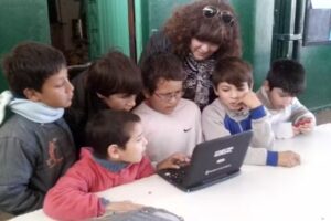 Escuela De Educación Primaria Nº12 Paula Albarracin
