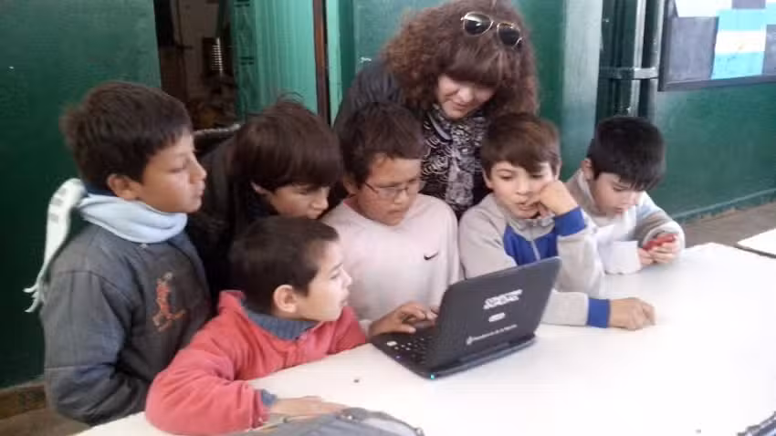 Escuela De Educación Primaria Nº12 Paula Albarracin