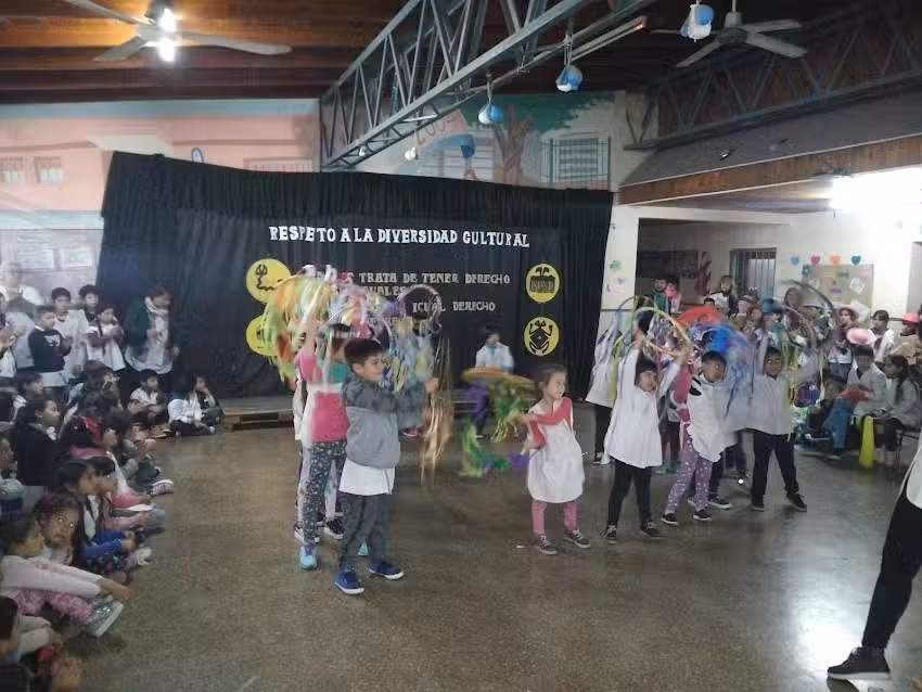 Escuela De Educación Primaria Nº16 Esteban Echeverría