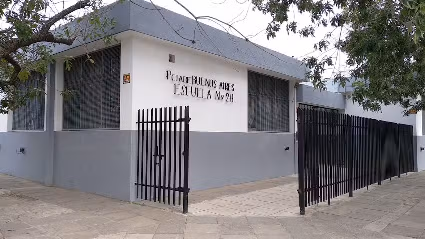 Escuela De Educación Primaria Nº20 Regimiento De Patricios