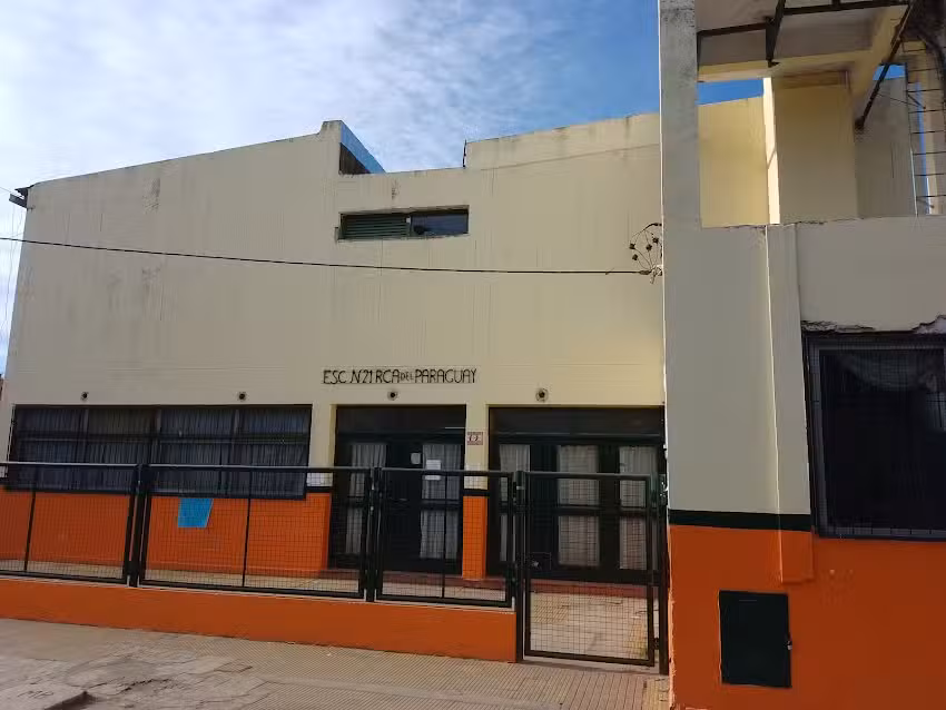 Escuela De Educación Primaria Nº21 República Del Paraguay