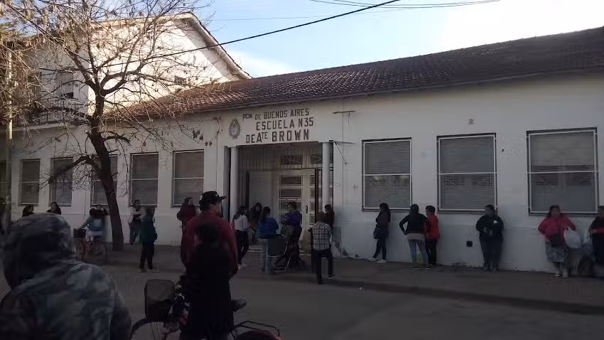 Escuela De Educación Primaria Nº35 Corbeta Uruguay