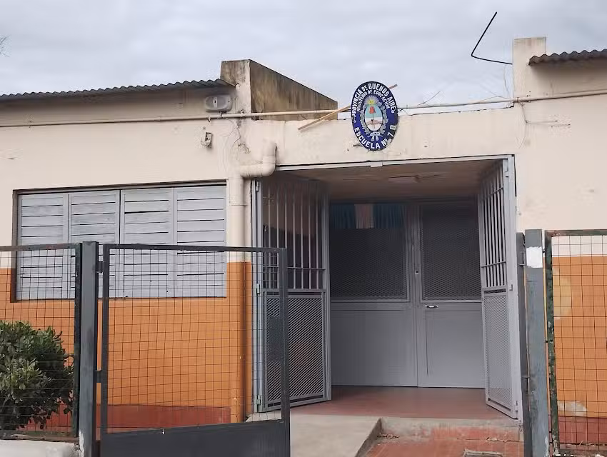 Escuela de Educación Secundaria Ees Nº32