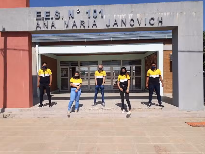 Escuela De Educación Secundaria N 101 Ana María Janovich