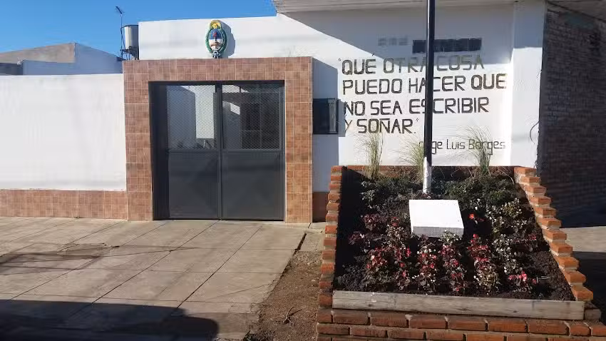 Escuela de Educación Secundaria Nº 13