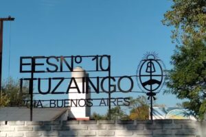 Escuela de Educación Secundaria N10 Madres de Malvinas