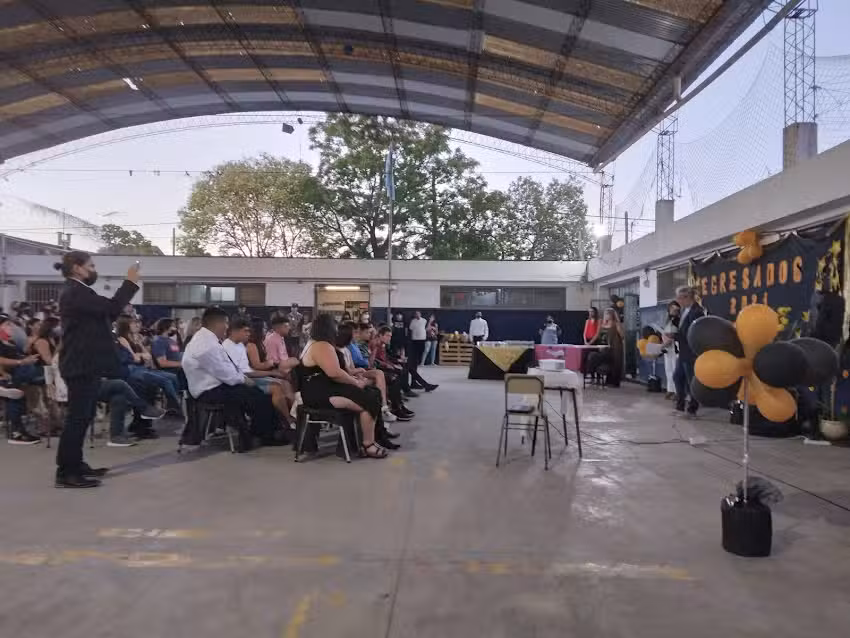 Escuela de Educación Secundaria N12 Ituzaingó